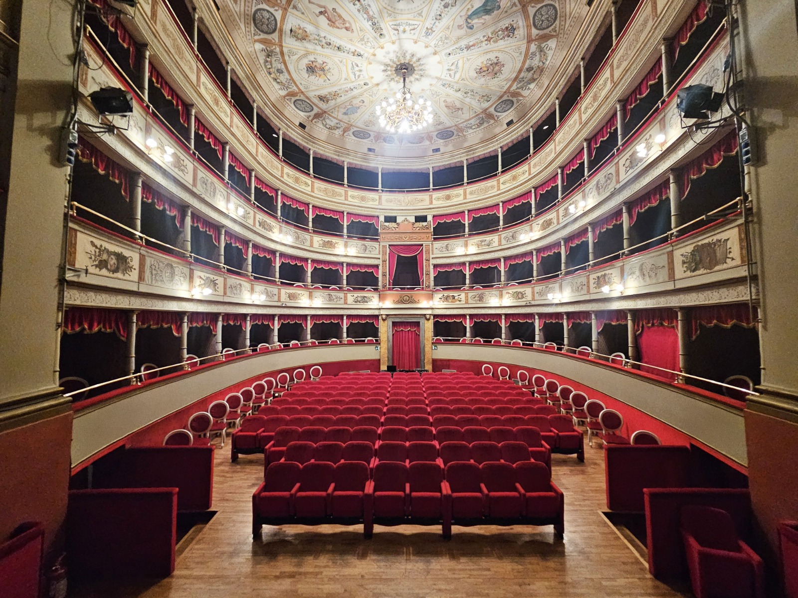 Vista dal palco del Teatro Sociale